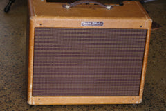 1959 Fender "Tweed" 5E11 Vibrolux Amplifier #F02273 - Sold